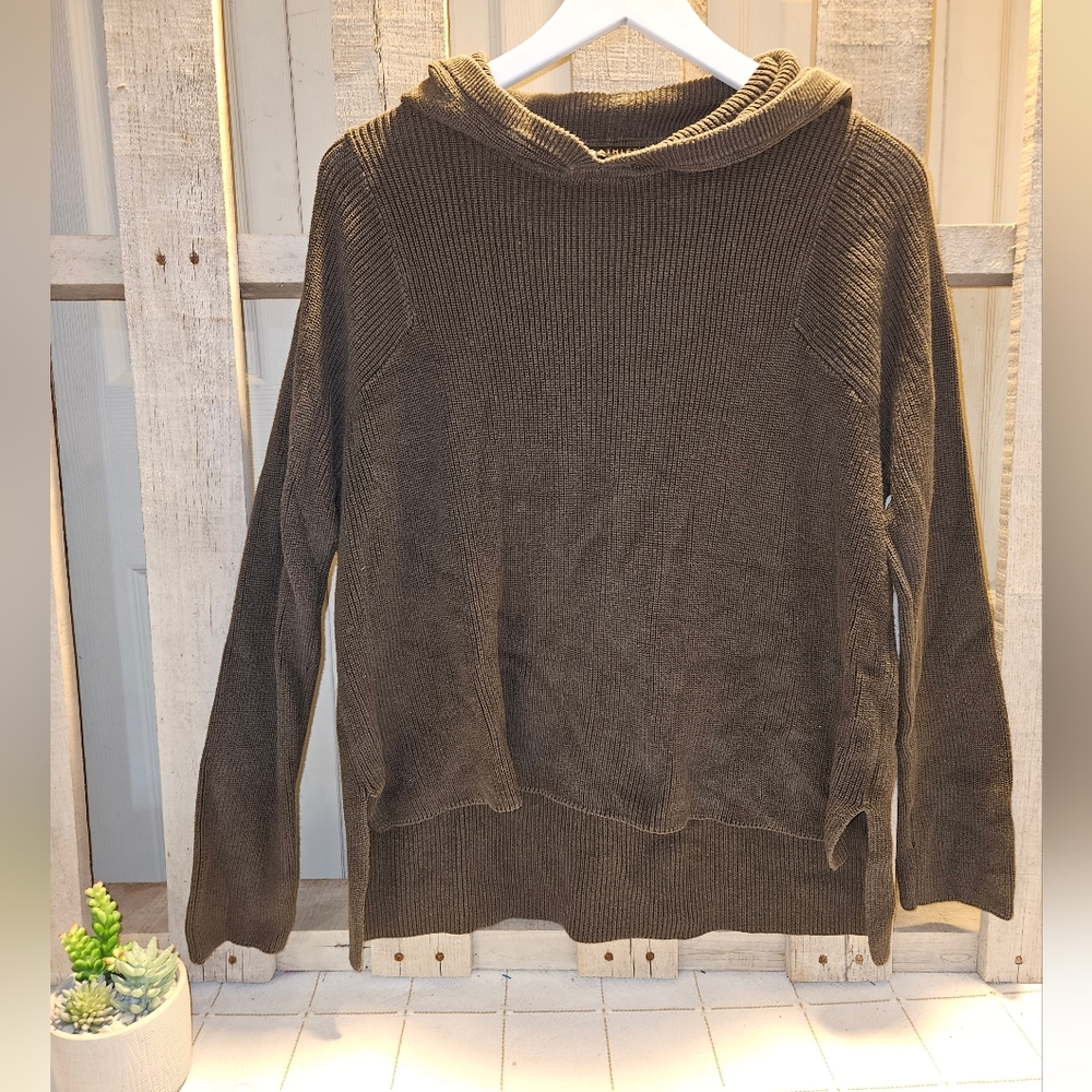 Athleta pullover hoodie size medium